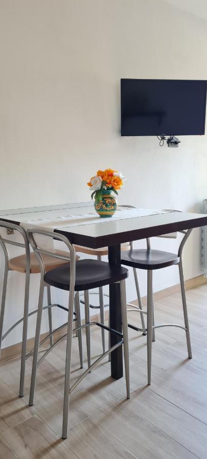 Rita Home B&B ซอร์เรนโต ภายนอก รูปภาพ